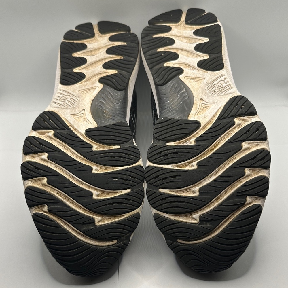ASICS | Gel-Nimbus 23 - Size 8.5 - Picture 4 of 7
